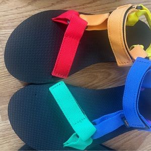 Teva woman sandals